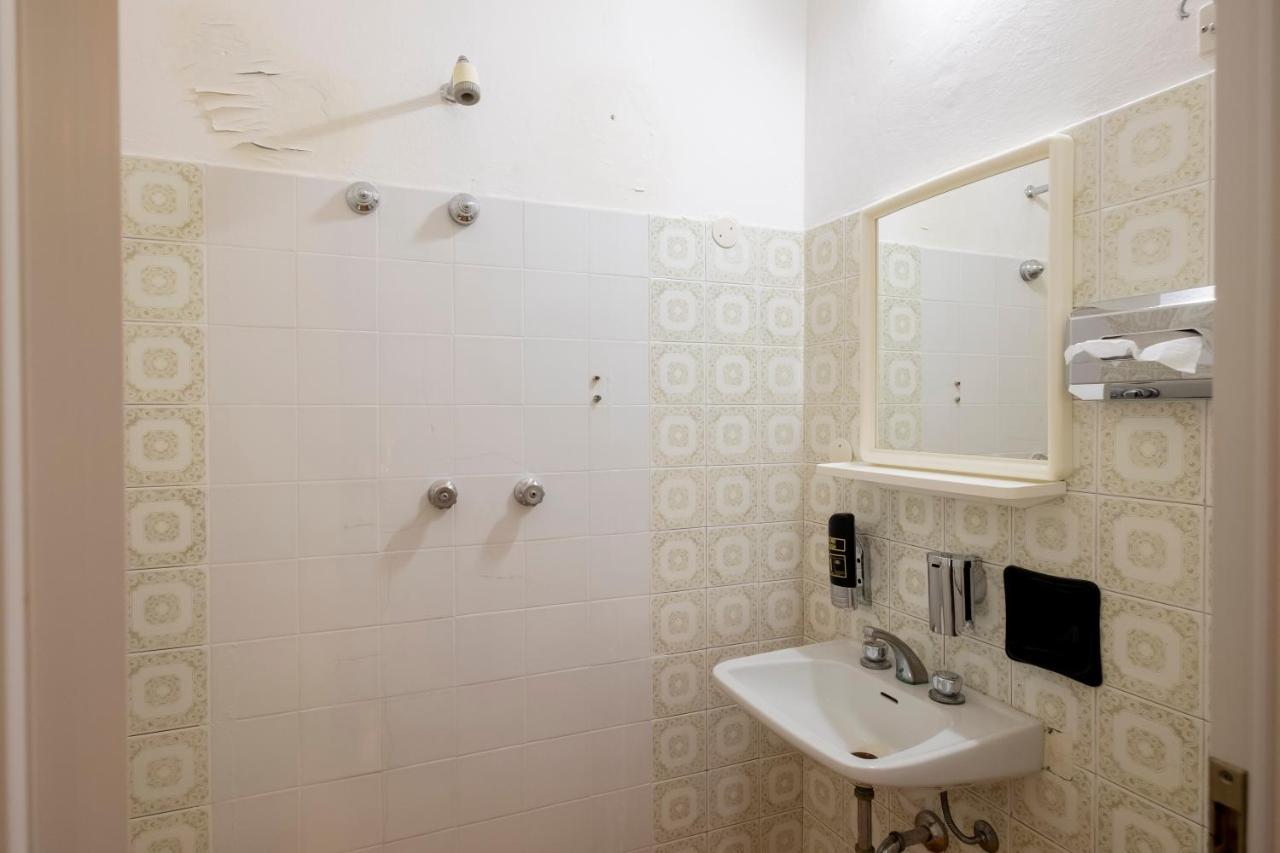 Hotel Giumer Rimini Eksteriør bilde