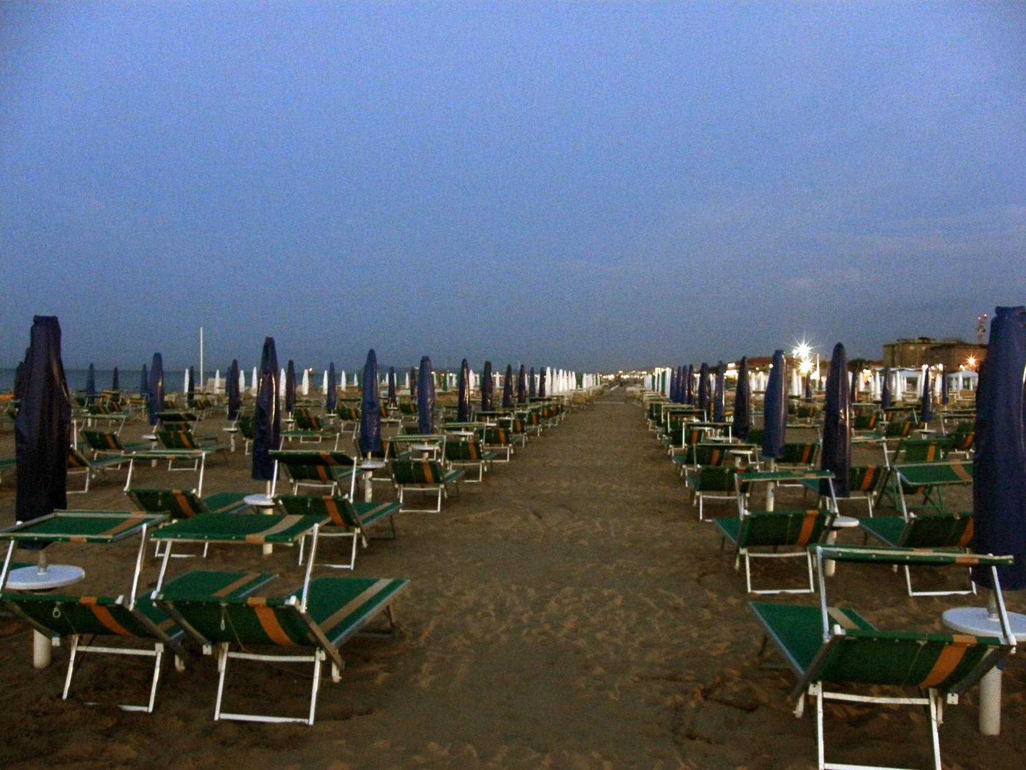 Hotel Giumer Rimini Eksteriør bilde
